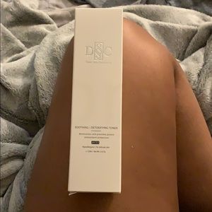 [Dead Sea Cosmetics] soothing & detoxifying toner